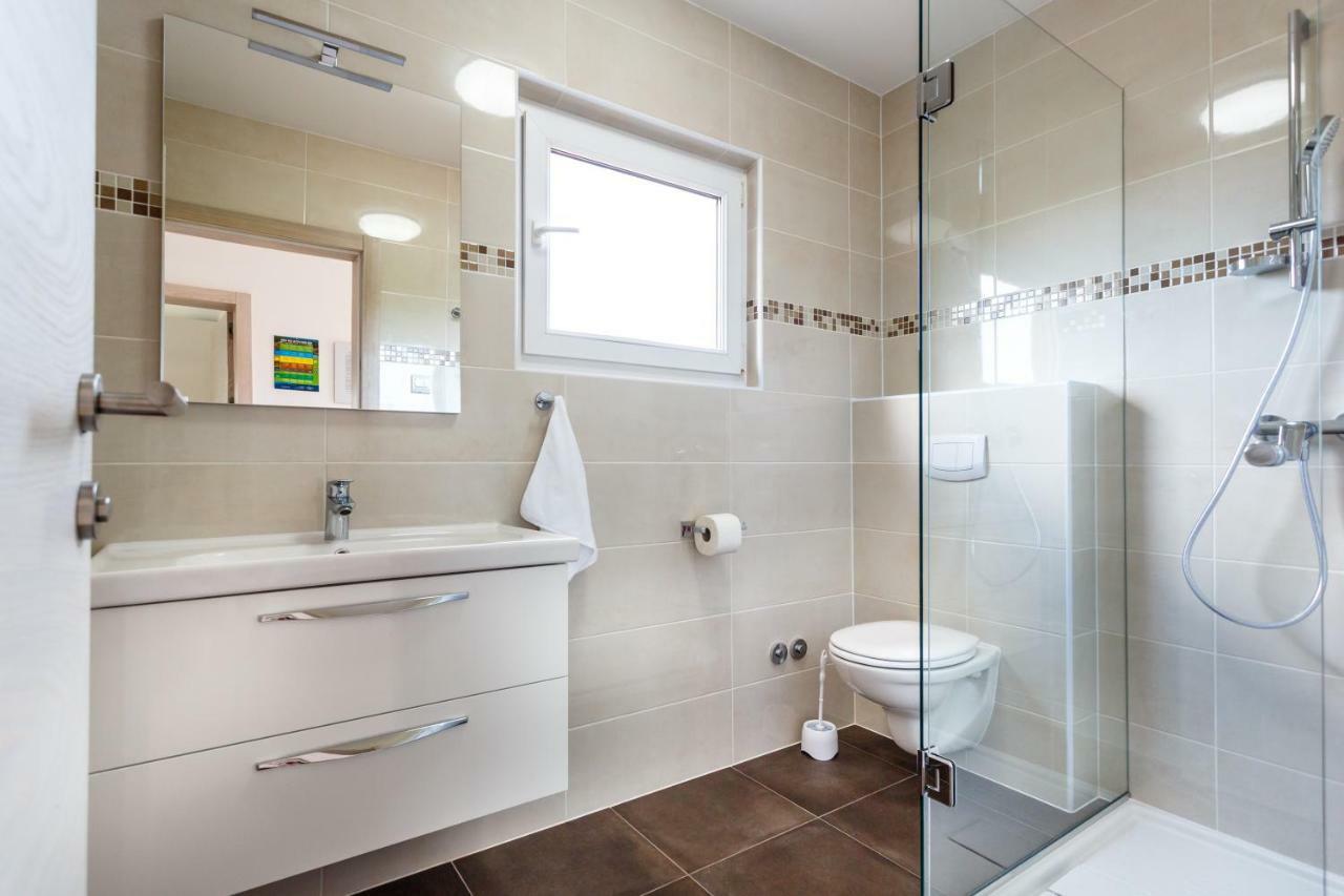 Apartman Maslina Krk Town Exteriör bild