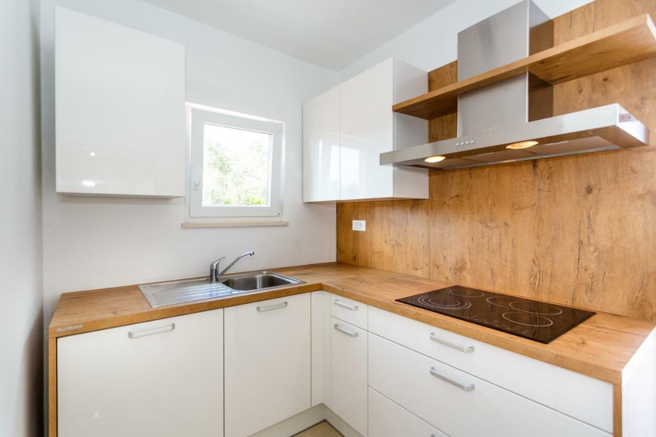 Apartman Maslina Krk Town Exteriör bild